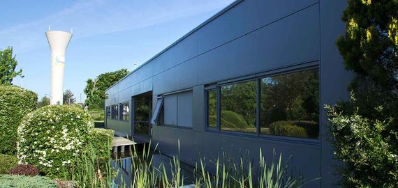 bâtiment de Quadrilaser à Orléans